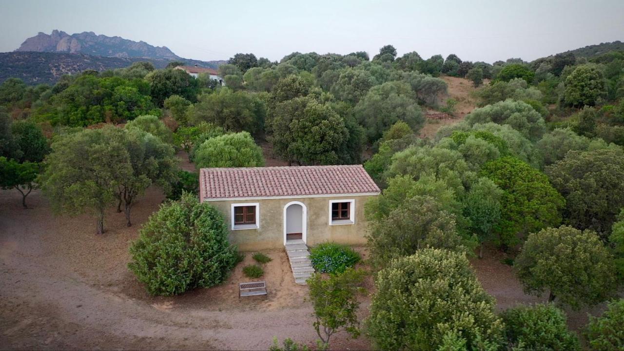 Li Paduleddi Country Guest House Olbia Extérieur photo
