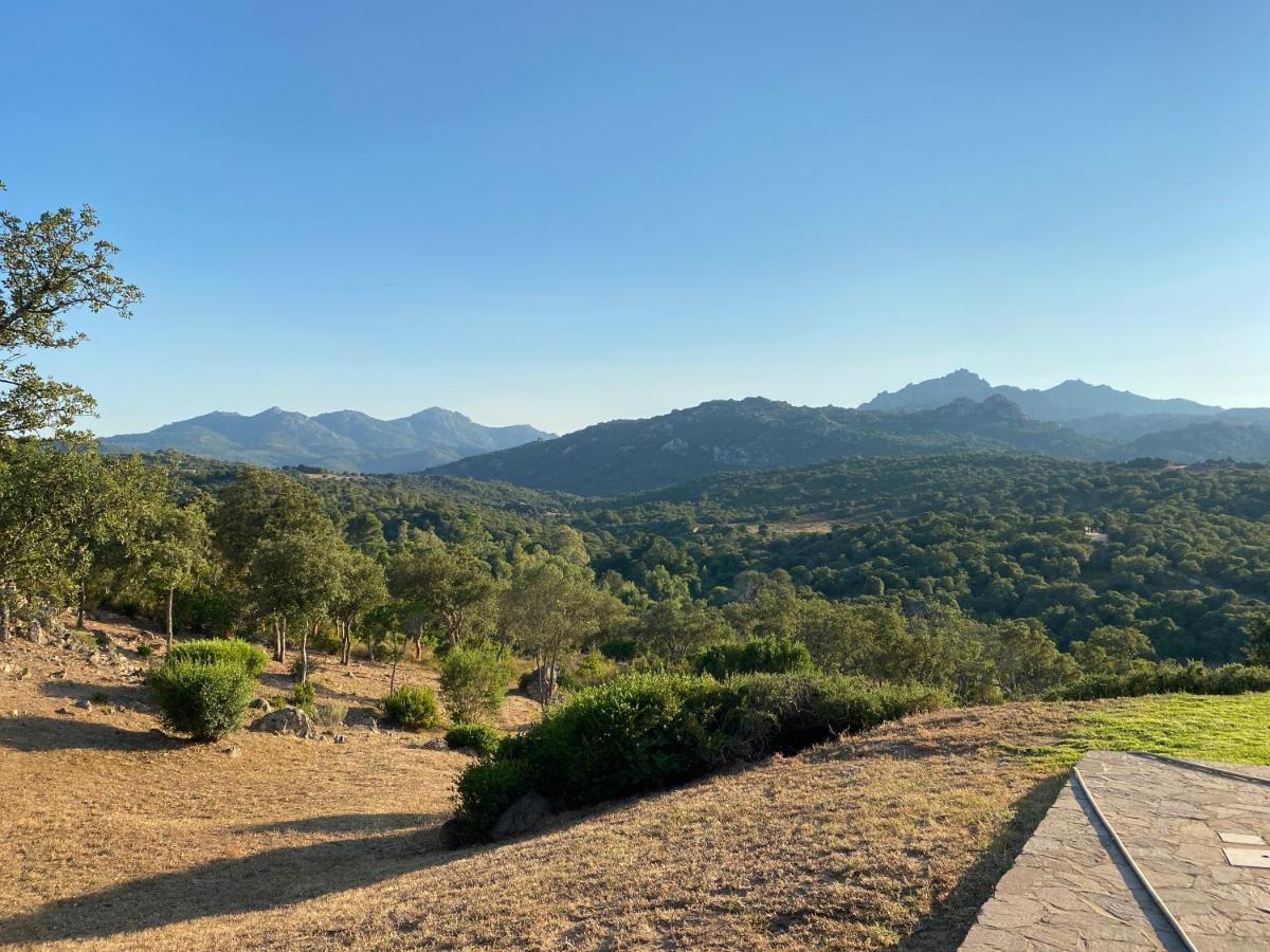 Li Paduleddi Country Guest House Olbia Extérieur photo